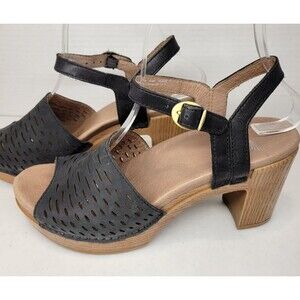 Dansko Denita Peep Toe Platform Sandal 37 EUR  7 US Nubuck Block Heel